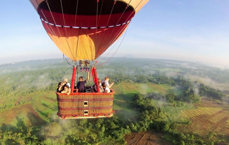 Hot Air Balloon 