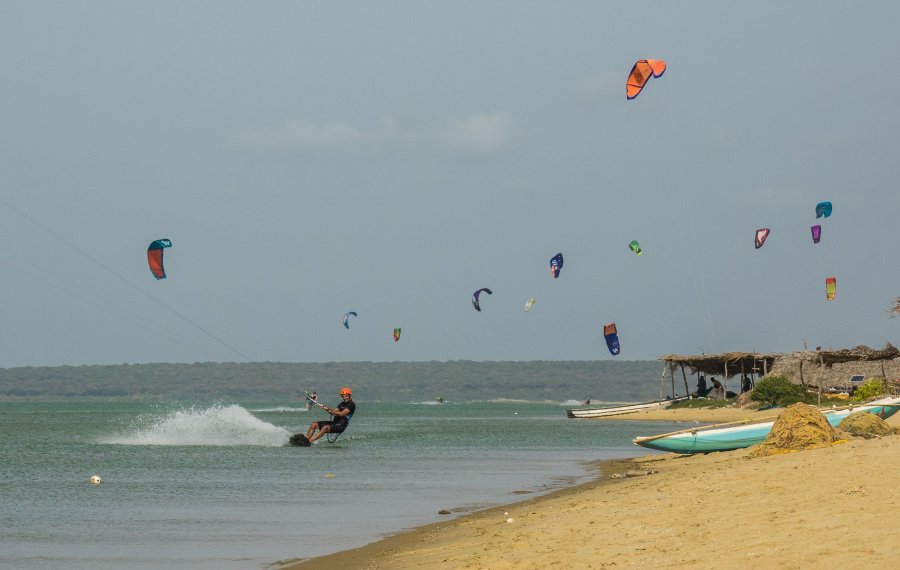 Kite Surfing 