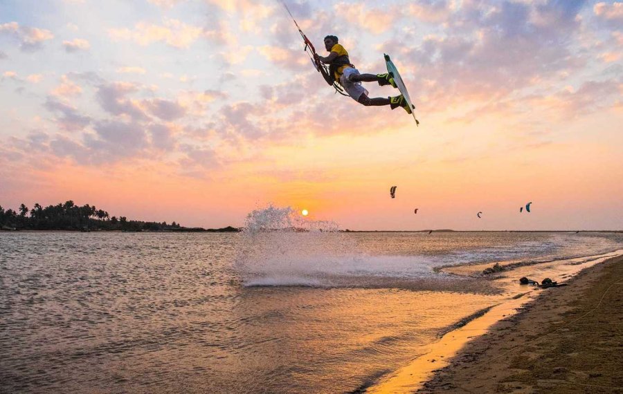 Kite Surfing 